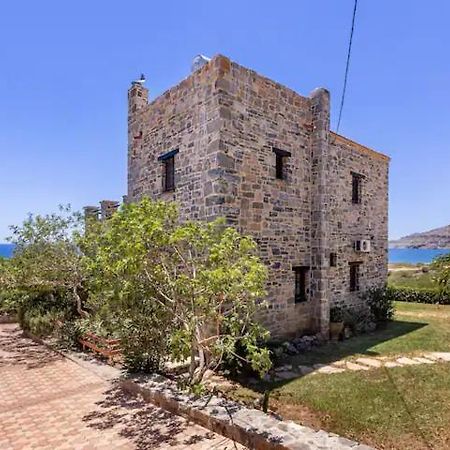 Traditional Stone House By The Sea... Kapetanianá Extérieur photo